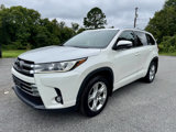 Used 2018 Toyota Highlander AWD V6 image 2