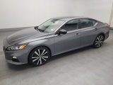 Used 2022 Nissan Altima 2.5 SR image 2