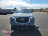 New 2025 Nissan Pathfinder Platinum image 2