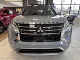 New 2025 Mitsubishi Outlander SEL image 2