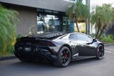 Used 2022 Lamborghini Huracan EVO image 2