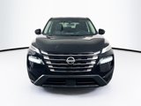 Used 2025 Nissan Rogue SV image 2