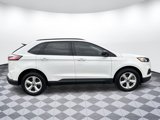 Used 2022 Ford Edge SE image 2