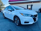 Used 2021 Nissan Versa SV image 3