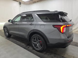 Used 2025 Ford Explorer ST image 5