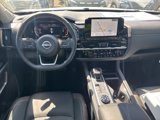 New 2025 Nissan Pathfinder Platinum image 2