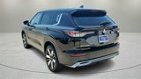 New 2025 Mitsubishi Outlander SE image 5