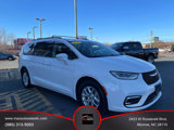 Used 2022 Chrysler Pacifica Touring-L image 3