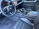 New 2025 Porsche Cayenne image 4