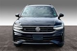 Used 2023 Volkswagen Tiguan SE R-Line image 2