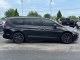 Used 2021 Chrysler Pacifica Limited w/ Premium & Safety Sphere Group image 2