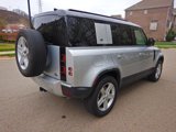 Used 2020 Land Rover Defender 110 SE image 4