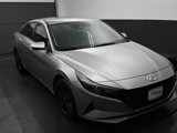 Used 2023 Hyundai Elantra SEL w/ Cargo Package image 3