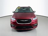 Used 2023 Chrysler Pacifica Limited image 6