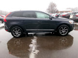 Used 2016 Volvo XC60 T6 w/ Protection Package image 4
