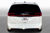 New 2025 Chrysler Pacifica Select image 4