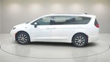 New 2025 Chrysler Pacifica Pinnacle image 4