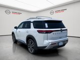 New 2025 Nissan Pathfinder Platinum image 4