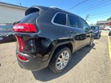 Used 2016 Jeep Cherokee Limited image 4