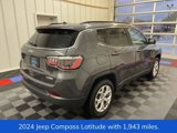 Used 2024 Jeep Compass Latitude image 3
