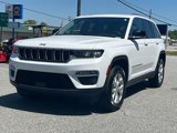 Used 2023 Jeep Grand Cherokee Limited image 3