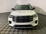 Used 2025 Ford Explorer Active w/ Active Comfort Package image 2