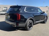 New 2025 Kia Telluride S image 3