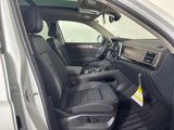 New 2025 Volkswagen Atlas SEL image 4