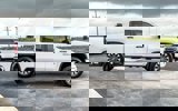 Used 2024 Chevrolet Silverado 2500 Custom w/ Custom Value Package image 4