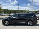 New 2025 Chrysler Pacifica Pinnacle image 4