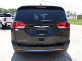 Used 2018 Chrysler Pacifica Touring-L Plus image 4