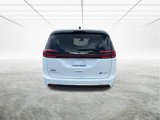 New 2025 Chrysler Pacifica Select image 5