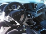 Used 2024 Chrysler Pacifica Touring-L image 5