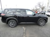 New 2025 Nissan Pathfinder S image 2