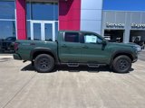 New 2025 Nissan Frontier PRO-4X w/ Pro Convenience Package image 5