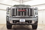 Used 2024 GMC Sierra 2500 Denali w/ Denali Reserve Package image 2