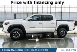 Used 2023 Toyota Tacoma TRD Off-Road image 2