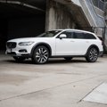 New 2026 Volvo V90 B6 Cross Country Ultra image 3