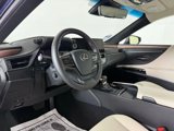 Certified 2025 Lexus ES 300h w/ Premium Package image 5