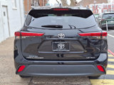 Certified 2023 Toyota Highlander L image 5