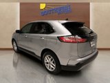 Used 2024 Ford Edge SEL image 2