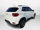 Used 2024 Hyundai Venue SEL image 3