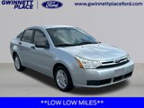 Used 2010 Ford Focus SE image 3