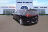 New 2025 Chrysler Pacifica Select image 5