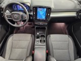Used 2025 Volvo XC40 B5 Core image 4