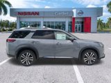 New 2025 Nissan Pathfinder Platinum image 4