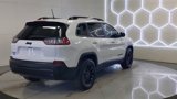 Used 2023 Jeep Cherokee Altitude Lux image 5