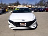 Used 2021 Hyundai Elantra SEL image 2