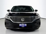 Used 2021 Volkswagen Passat 2.0T SE image 2