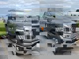 Used 2018 Nissan Titan SV w/ SV Convenience Package image 3